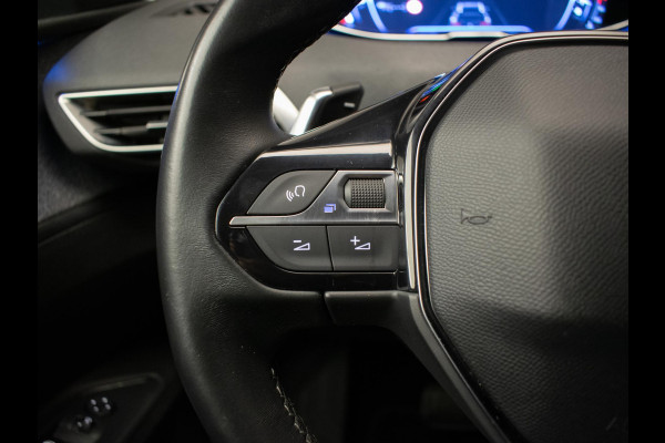Peugeot 5008 1.2 PureTech Allure Sport 7p. (APPLE CARPLAY,NAVI,CAMERA,CRUISE,LED,CLIMATE,SFEERVERLICHTING,DAB,GETINT,SPORTSTOELEN)