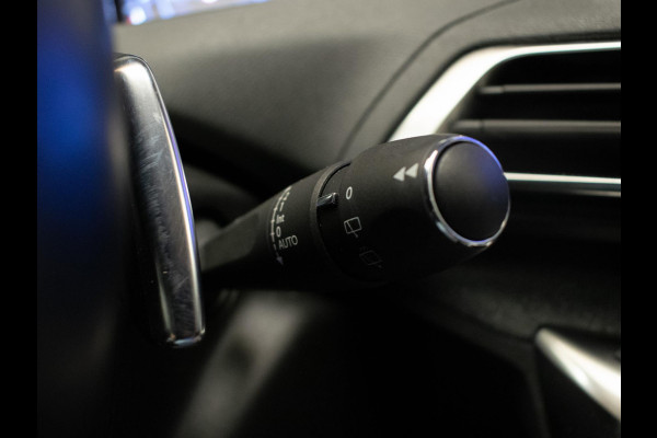 Peugeot 5008 1.2 PureTech Allure Sport 7p. (APPLE CARPLAY,NAVI,CAMERA,CRUISE,LED,CLIMATE,SFEERVERLICHTING,DAB,GETINT,SPORTSTOELEN)
