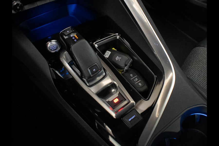 Peugeot 5008 1.2 PureTech Allure Sport 7p. (APPLE CARPLAY,NAVI,CAMERA,CRUISE,LED,CLIMATE,SFEERVERLICHTING,DAB,GETINT,SPORTSTOELEN)