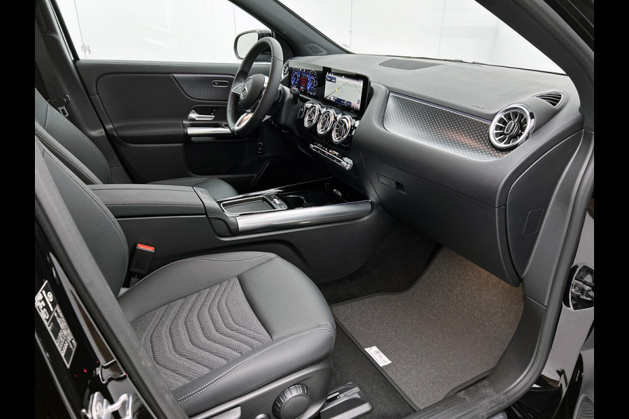 Mercedes-Benz EQA 250+ Business Solution 71 kWh | Parkeerpakket met achteruitrijcamera | Extra USB-poorten | Zitcomfortpakket | Sfeerverlichting | EASY PACK achterklep | Stoelverwarming voor | Licht- en zicht pakket |