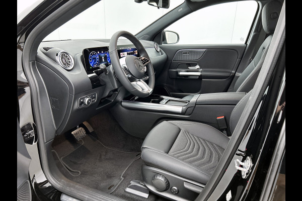 Mercedes-Benz EQA 250+ Business Solution 71 kWh | Parkeerpakket met achteruitrijcamera | Extra USB-poorten | Zitcomfortpakket | Sfeerverlichting | EASY PACK achterklep | Stoelverwarming voor | Licht- en zicht pakket |