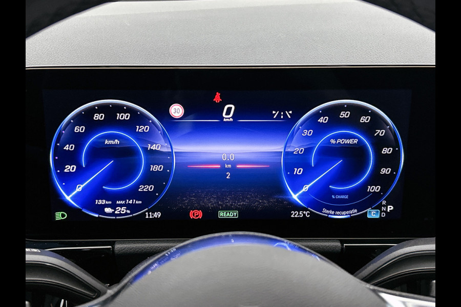 Mercedes-Benz EQA 250+ Business Solution 71 kWh | Parkeerpakket met achteruitrijcamera | Extra USB-poorten | Zitcomfortpakket | Sfeerverlichting | EASY PACK achterklep | Stoelverwarming voor | Licht- en zicht pakket |