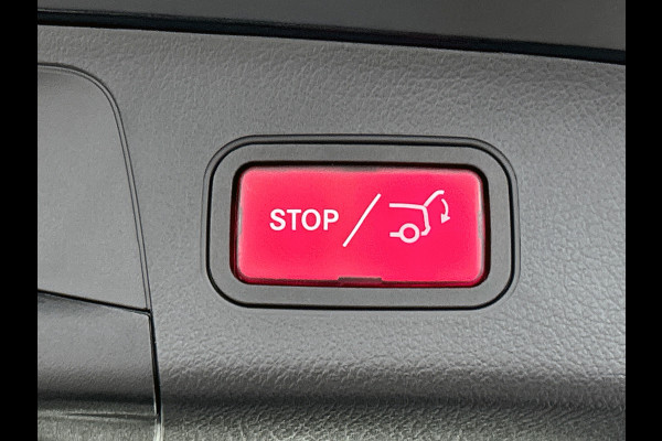Mercedes-Benz EQA 250+ Business Solution 71 kWh | Parkeerpakket met achteruitrijcamera | Extra USB-poorten | Zitcomfortpakket | Sfeerverlichting | EASY PACK achterklep | Stoelverwarming voor | Licht- en zicht pakket |