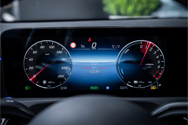Mercedes-Benz A-Klasse 250 e AMG Line - Facelift | ACC | Audio + | Carplay