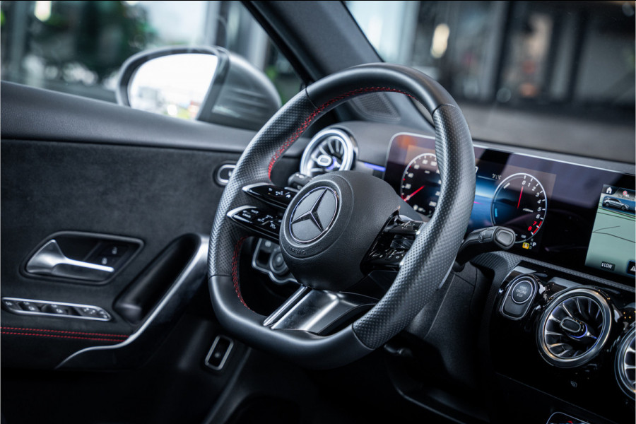 Mercedes-Benz A-Klasse 250 e AMG Line - Facelift | ACC | Audio + | Carplay
