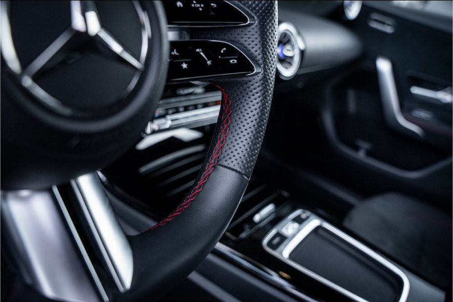 Mercedes-Benz A-Klasse 250 e AMG Line - Facelift | ACC | Audio + | Carplay