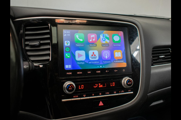 Mitsubishi Outlander 2.4 PHEV Instyle+ Sport (PANORAMADAK,APPLE CARPLAY,NAVI,STOEL/STUURVERWARMING,360VIEW,KEYLESS,LED,CRUISE,DAB)