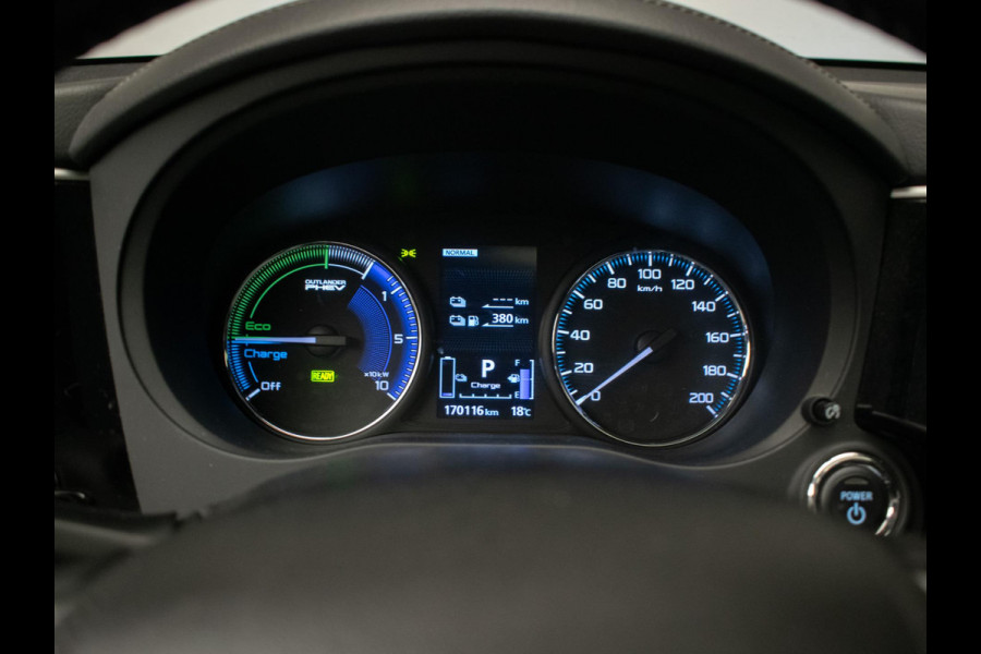 Mitsubishi Outlander 2.4 PHEV Instyle+ Sport (PANORAMADAK,APPLE CARPLAY,NAVI,STOEL/STUURVERWARMING,360VIEW,KEYLESS,LED,CRUISE,DAB)