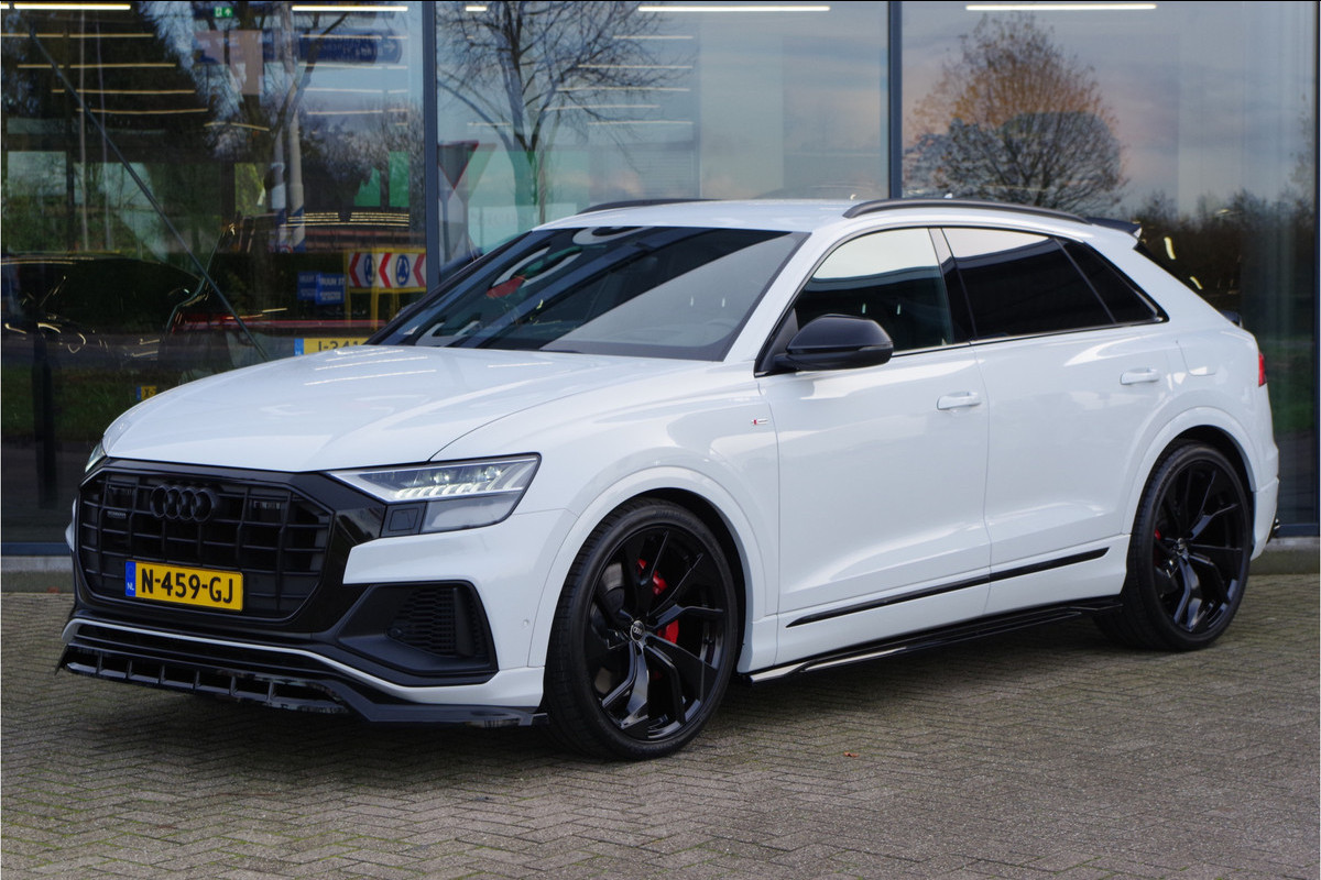 Audi Q8 60 TFSI e 463 PK Quattro Competition Plug-In Hybride, Elek. Trekhaak, Camera, B&O Sound, HUD