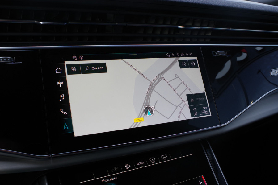 Audi Q8 60 TFSI e 463 PK Quattro Competition Plug-In Hybride, Elek. Trekhaak, Camera, B&O Sound, HUD