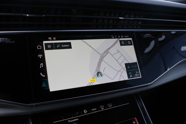 Audi Q8 60 TFSI e 463 PK Quattro Competition Plug-In Hybride, Elek. Trekhaak, Camera, B&O Sound, HUD