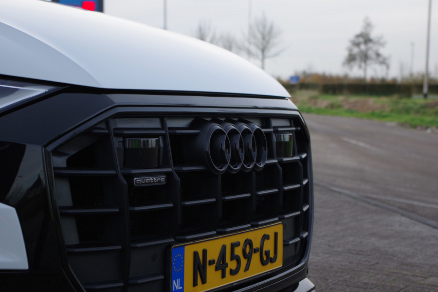 Audi Q8 60 TFSI e 463 PK Quattro Competition Plug-In Hybride, Elek. Trekhaak, Camera, B&O Sound, HUD