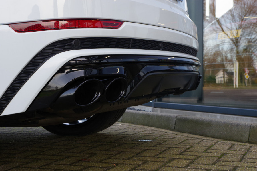 Audi Q8 60 TFSI e 463 PK Quattro Competition Plug-In Hybride, Elek. Trekhaak, Camera, B&O Sound, HUD