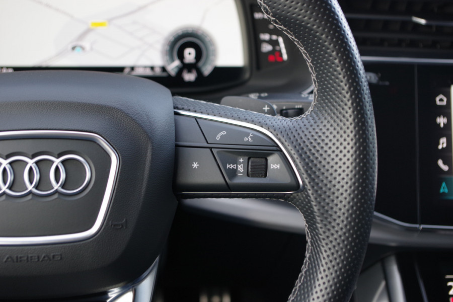 Audi Q8 60 TFSI e 463 PK Quattro Competition Plug-In Hybride, Elek. Trekhaak, Camera, B&O Sound, HUD