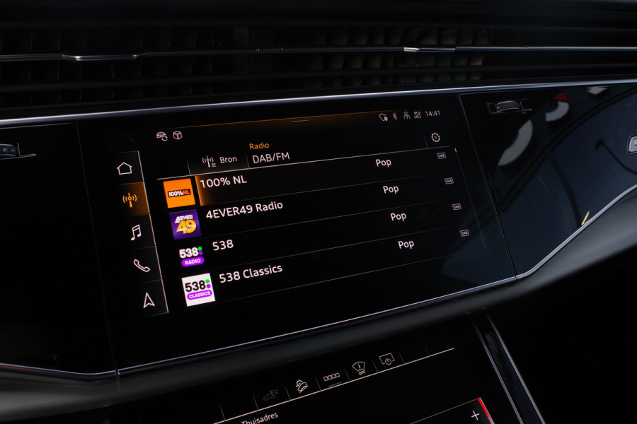 Audi Q8 60 TFSI e 463 PK Quattro Competition Plug-In Hybride, Elek. Trekhaak, Camera, B&O Sound, HUD