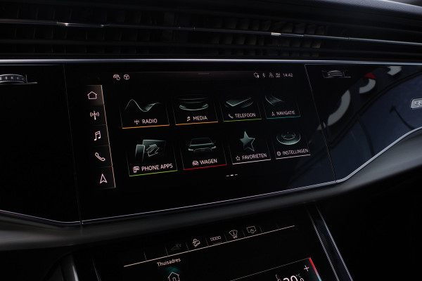 Audi Q8 60 TFSI e 463 PK Quattro Competition Plug-In Hybride, Elek. Trekhaak, Camera, B&O Sound, HUD