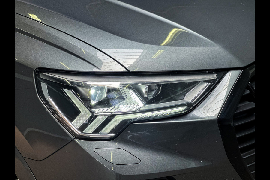 Audi Q3 35 TFSI 3xS-Line |Keyless|Sfeer|Camera|Panorama|2023