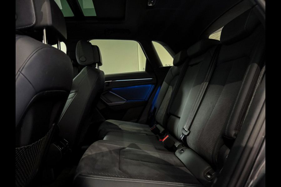 Audi Q3 35 TFSI 3xS-Line |Keyless|Sfeer|Camera|Panorama|2023