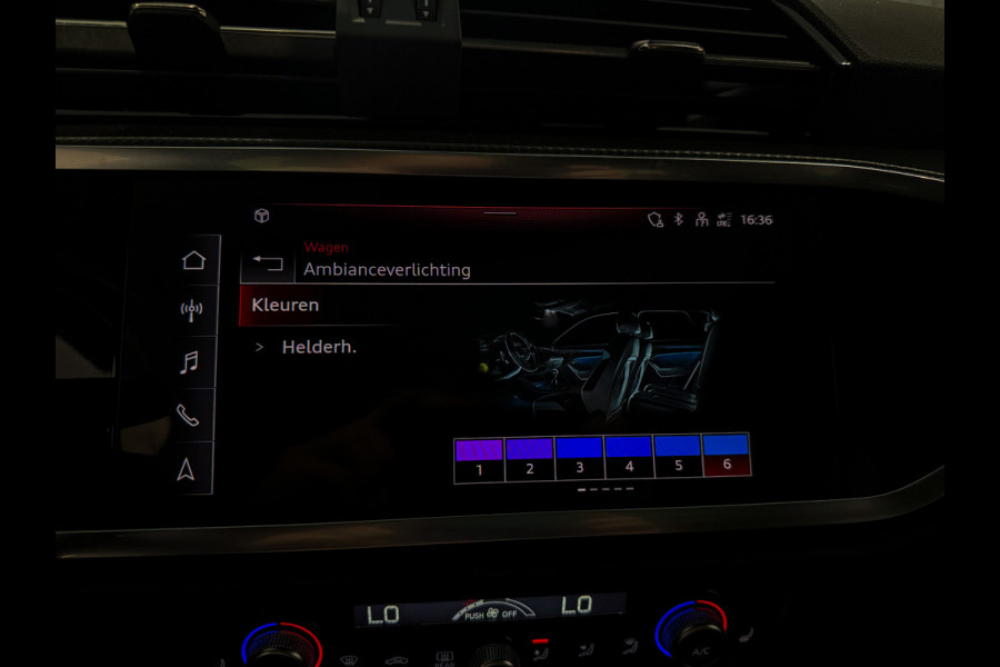 Audi Q3 35 TFSI 3xS-Line |Keyless|Sfeer|Camera|Panorama|2023