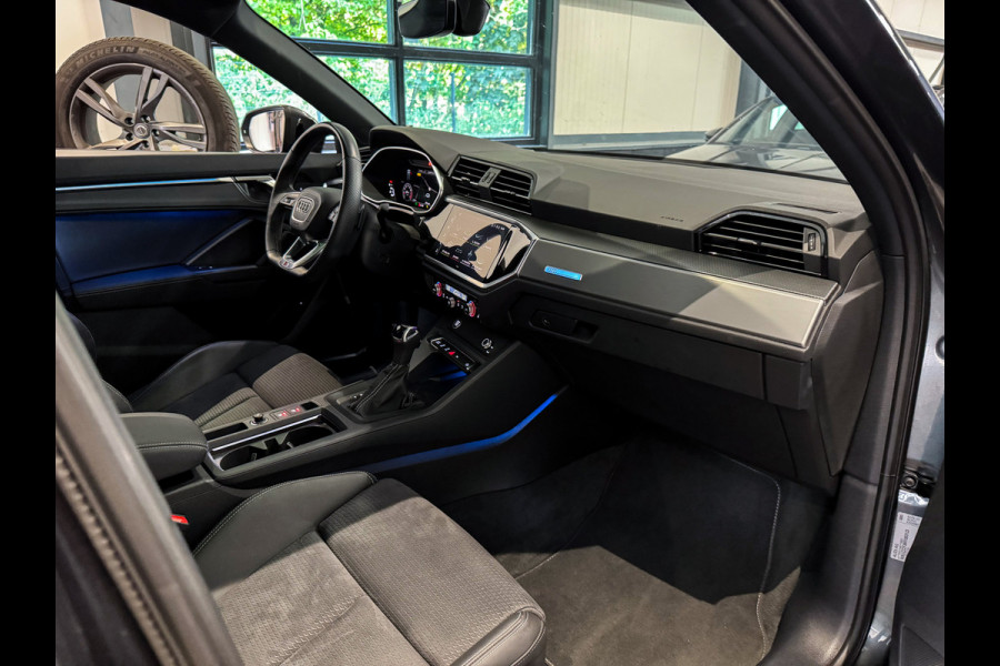 Audi Q3 35 TFSI 3xS-Line |Keyless|Sfeer|Camera|Panorama|2023