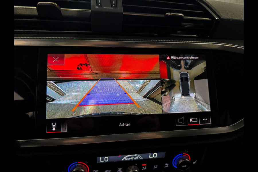 Audi Q3 35 TFSI 3xS-Line |Keyless|Sfeer|Camera|Panorama|2023