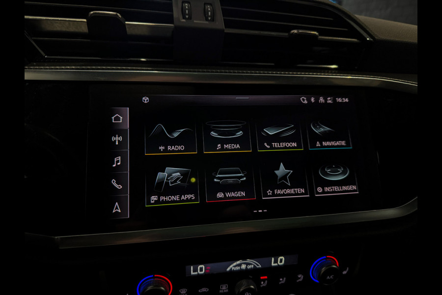 Audi Q3 35 TFSI 3xS-Line |Keyless|Sfeer|Camera|Panorama|2023