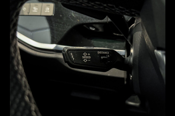 Audi Q3 35 TFSI 3xS-Line |Keyless|Sfeer|Camera|Panorama|2023