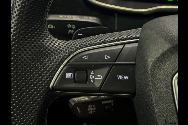 Audi Q3 35 TFSI 3xS-Line |Keyless|Sfeer|Camera|Panorama|2023
