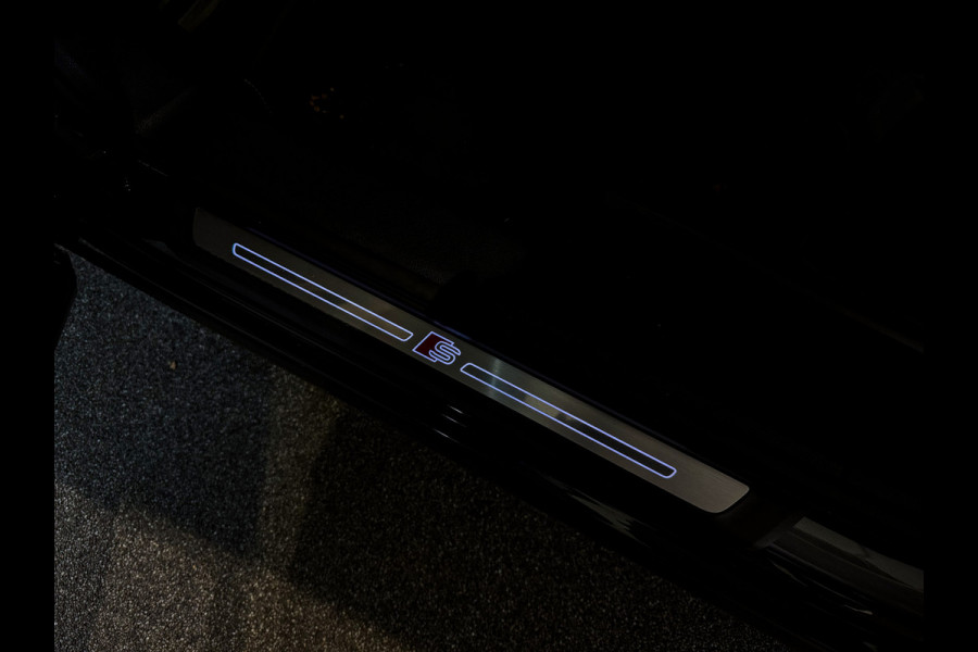 Audi Q3 35 TFSI 3xS-Line |Keyless|Sfeer|Camera|Panorama|2023