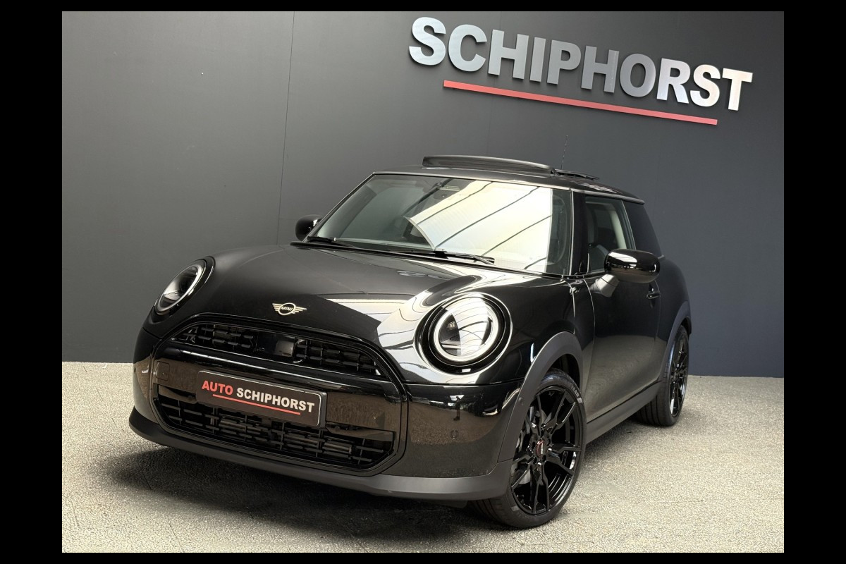 MINI Cooper Cooper 3-drs C 156pk Jcw 18 lmv Pano leer Key-less Head-up