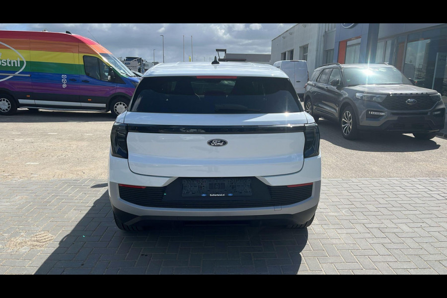 Ford Explorer Extended Range RWD 77 kWh zuid | 286pk | Driver Assistance Pack | Wegklapbare Trekhaak | Ford Voorraad