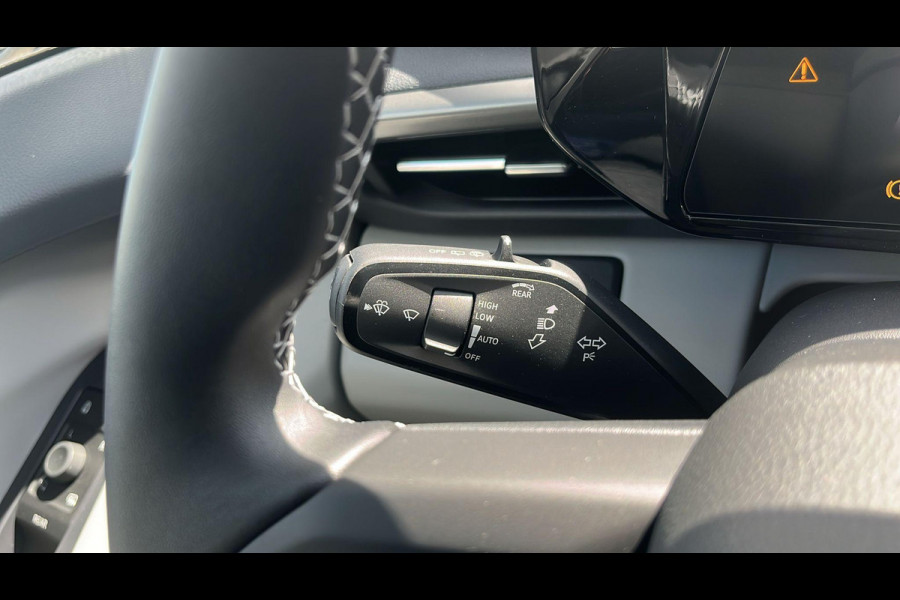 Ford Explorer Extended Range RWD 77 kWh zuid | 286pk | Driver Assistance Pack | Wegklapbare Trekhaak | Ford Voorraad