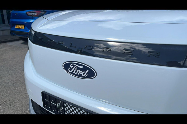 Ford Explorer Extended Range RWD 77 kWh zuid | 286pk | Driver Assistance Pack | Wegklapbare Trekhaak | Ford Voorraad