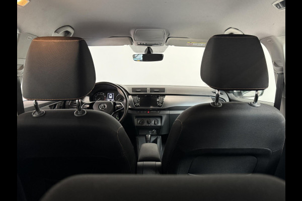 Škoda Fabia Combi 1.0 TSI DSG Business Edition Trekhaak Navigatie Apple Carplay/Android Auto Parkeersensoren achter Stoelverwarming Cruise Control Airco