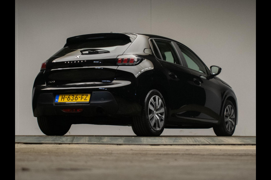 Peugeot 208 1.2 PureTech Blue Lease Active Sport (APPLE CARPLAY,NAVI,LED,PDC,CRUISE,CLIMATE,BLUETOOTH,DAB,SPORTSTOELEN,NETTESTAAT)