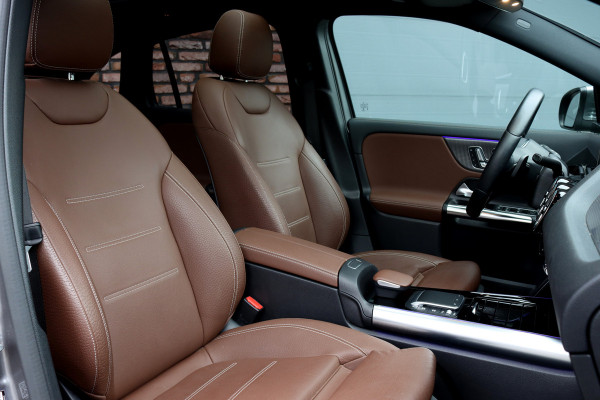Mercedes-Benz GLA 250 e Business Solution Luxury Limited | Distronic+ | Panoramadak | Trekhaak | Memory | Burmester | Leder | Camera | Augmented Reality | Verwarmd Stuurwiel |