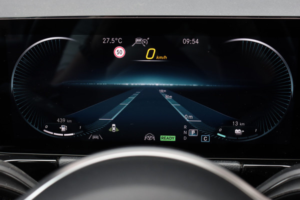 Mercedes-Benz GLA 250 e Business Solution Luxury Limited | Distronic+ | Panoramadak | Trekhaak | Memory | Burmester | Leder | Camera | Augmented Reality | Verwarmd Stuurwiel |