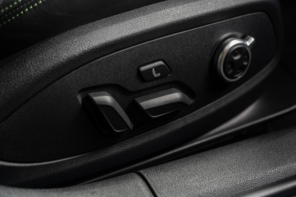 Audi RS4 Avant 2.9 TFSI RS 4 quattro Panorama | RS-Seats | Carbon | B&O