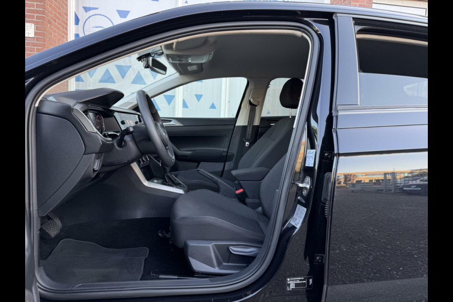 Volkswagen Polo 1.0 TSI Highline 95pk DSG Digital Cockpit KeylessCarPlay Navi Stlvw Garantie