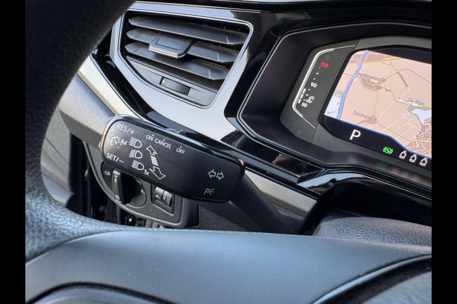 Volkswagen Polo 1.0 TSI Highline 95pk DSG Digital Cockpit KeylessCarPlay Navi Stlvw Garantie