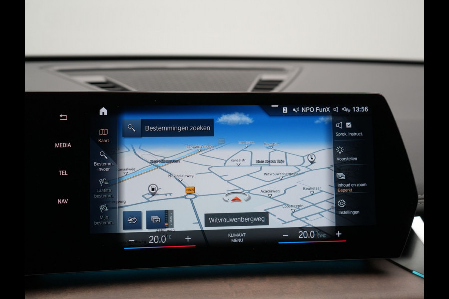 BMW X1 xDrive30e M Sport Plug In Hybrid 327pk Dealer O.H PHEV | Head Up | Adaptive Cruise | M Sportstuur | 360 Camera | Harman Kardon | Lederen Sportstoelen Massage & Memory | Apple Carplay | Navigatie| Virtual | DAB |