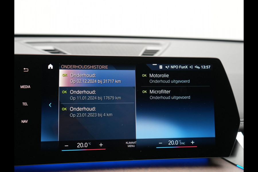 BMW X1 xDrive30e M Sport Plug In Hybrid 327pk Dealer O.H PHEV | Head Up | Adaptive Cruise | M Sportstuur | 360 Camera | Harman Kardon | Lederen Sportstoelen Massage & Memory | Apple Carplay | Navigatie| Virtual | DAB |