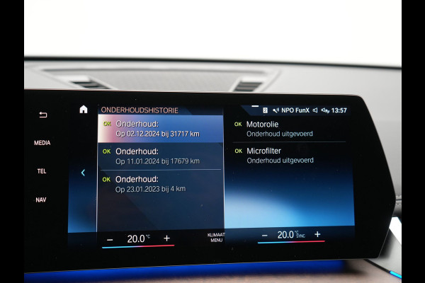 BMW X1 xDrive30e M Sport Plug In Hybrid 327pk Dealer O.H PHEV | Head Up | Adaptive Cruise | M Sportstuur | 360 Camera | Harman Kardon | Lederen Sportstoelen Massage & Memory | Apple Carplay | Navigatie| Virtual | DAB |