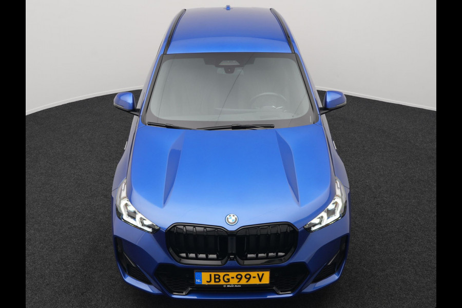 BMW X1 xDrive30e M Sport Plug In Hybrid 327pk Dealer O.H PHEV | Head Up | Adaptive Cruise | M Sportstuur | 360 Camera | Harman Kardon | Lederen Sportstoelen Massage & Memory | Apple Carplay | Navigatie| Virtual | DAB |