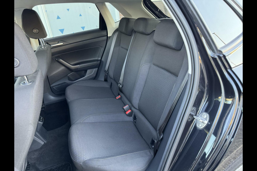 Volkswagen Polo 1.0 TSI Highline 95pk DSG Digital Cockpit KeylessCarPlay Navi Stlvw Garantie