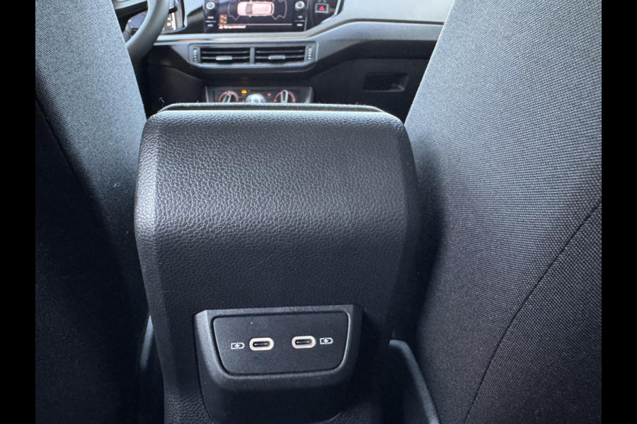Volkswagen Polo 1.0 TSI Highline 95pk DSG Digital Cockpit KeylessCarPlay Navi Stlvw Garantie
