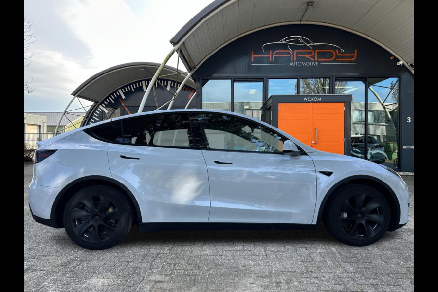 Tesla Model Y RWD 58 kWh 93% SOH Trekhaak BTW Auto 1e Eigenaar Rijklaarprijs!