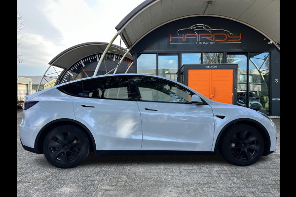 Tesla Model Y RWD 58 kWh 93% SOH Trekhaak BTW Auto 1e Eigenaar Rijklaarprijs!