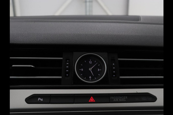 Volkswagen Passat 1.4 TSI Comfortline | Stoelverwarming | Trekhaak | Adaptive cruise | Climate control | Navigatie | Parkeerhulp | Bluetooth | DAB