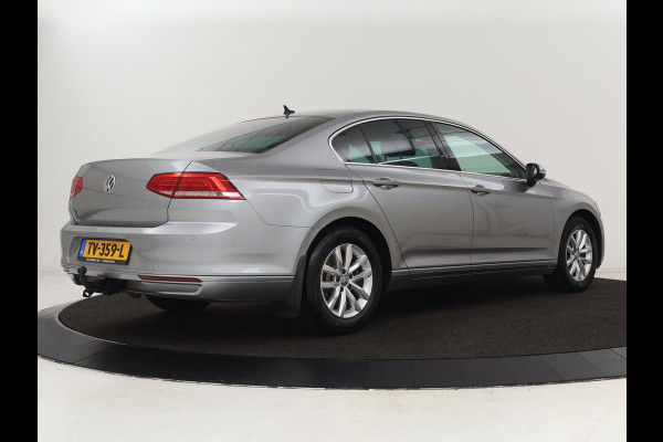 Volkswagen Passat 1.4 TSI Comfortline | Stoelverwarming | Trekhaak | Adaptive cruise | Climate control | Navigatie | Parkeerhulp | Bluetooth | DAB